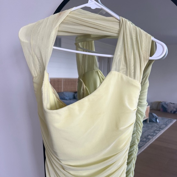 Formal dress - Picture 2 of 6